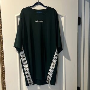 Adidas Dark Green T-Shirt with Logo Stripes